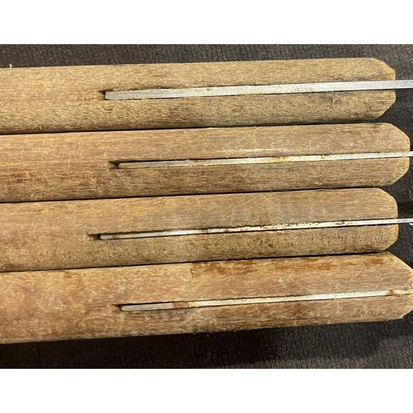 SET OF 4. VINTAGE DELCO ORIGINAL STEAK HOUSE KNIVES - Pre-owned - Picture 5 of 5